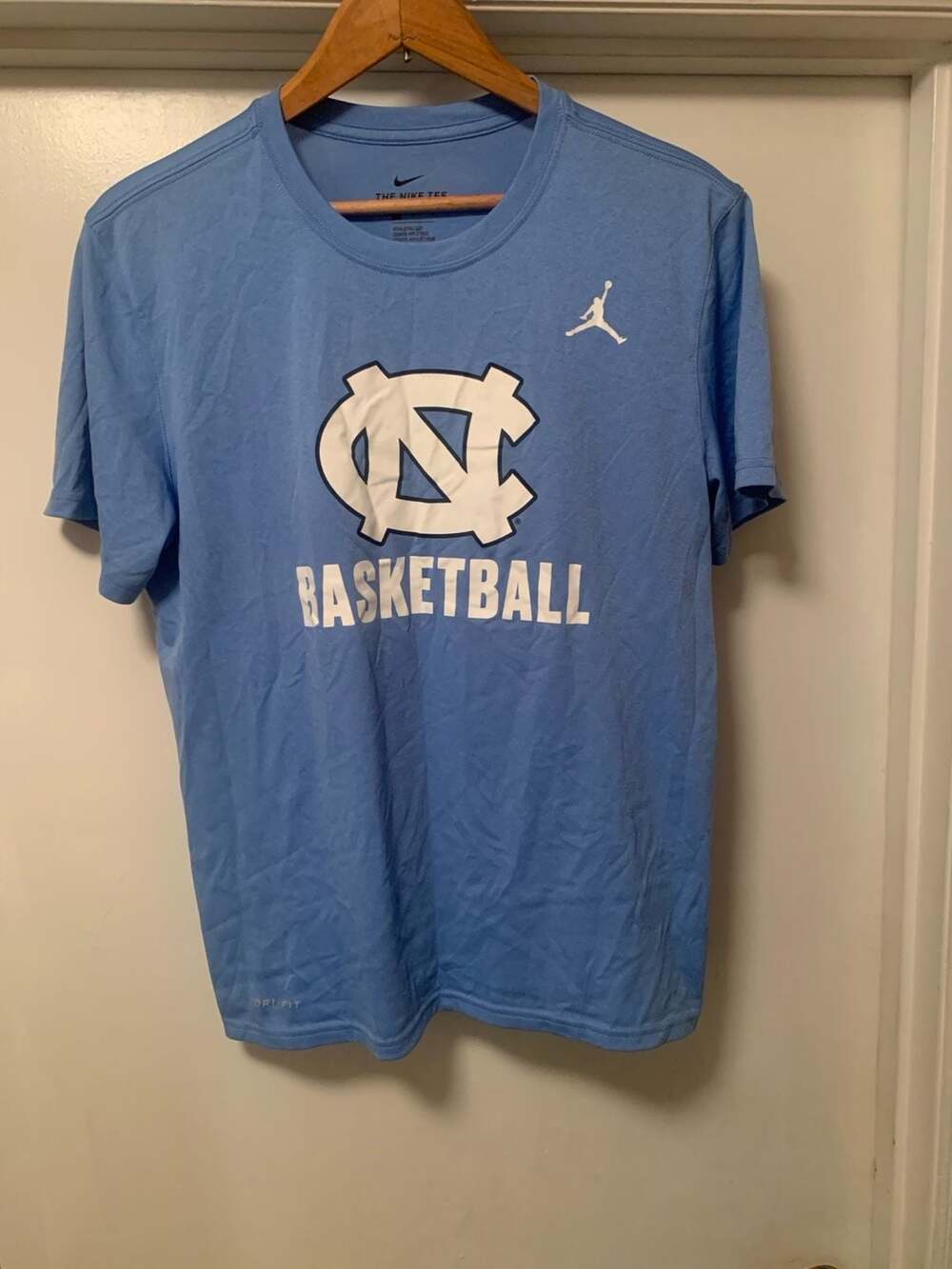 Jordan Brand UNC Tar Heels Basketball Dri-Fit T-Shirt Size M Blue